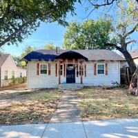 featured image of 1542 E Ohio Ave