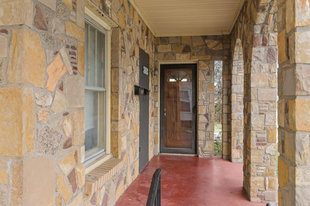 519 C St Nw - Photo 2 of 21