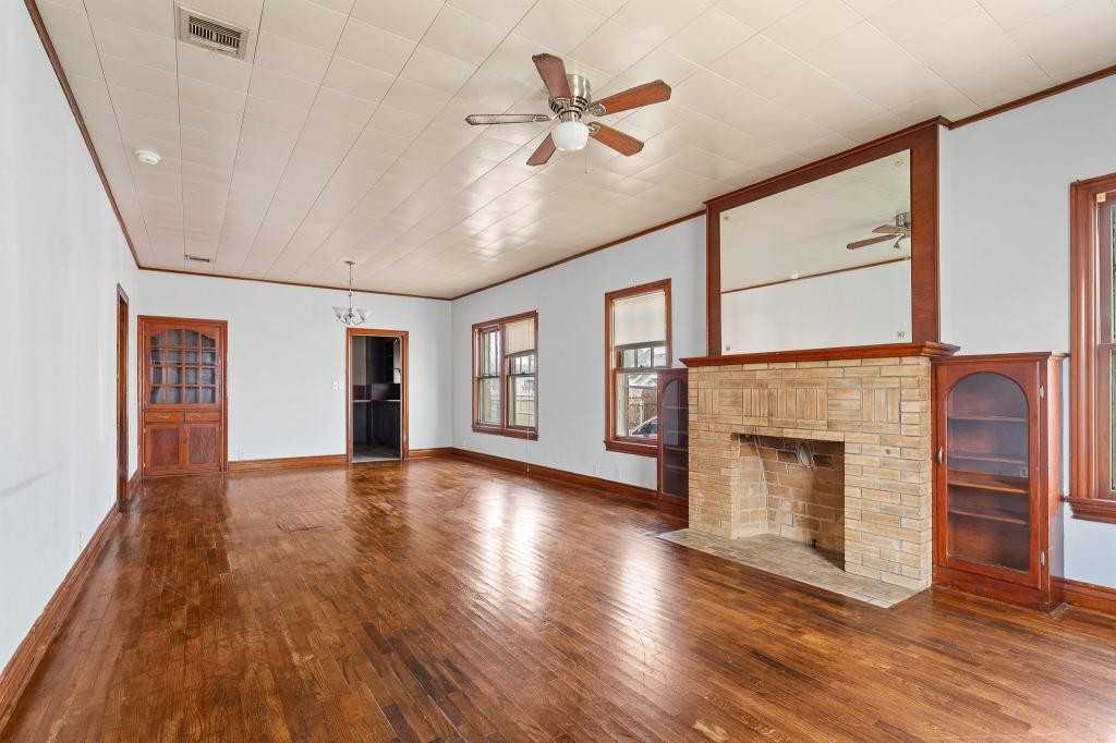 519 C St Nw - Photo 3 of 21