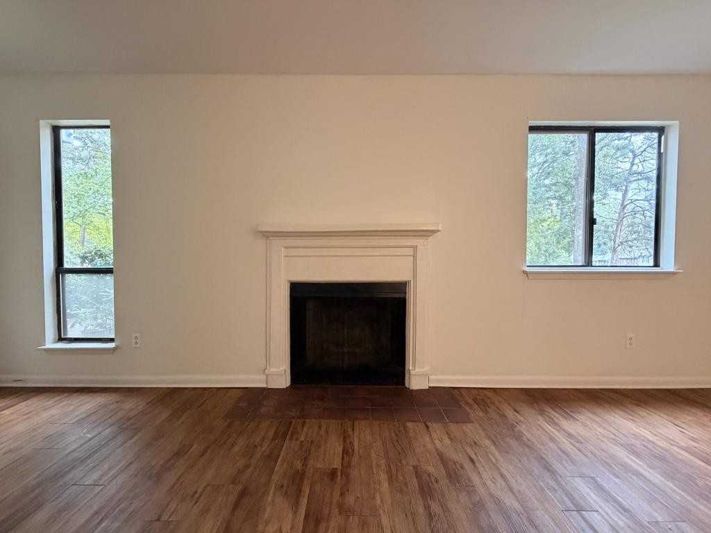 3147 Heathstead Pl - Photo 4 of 8