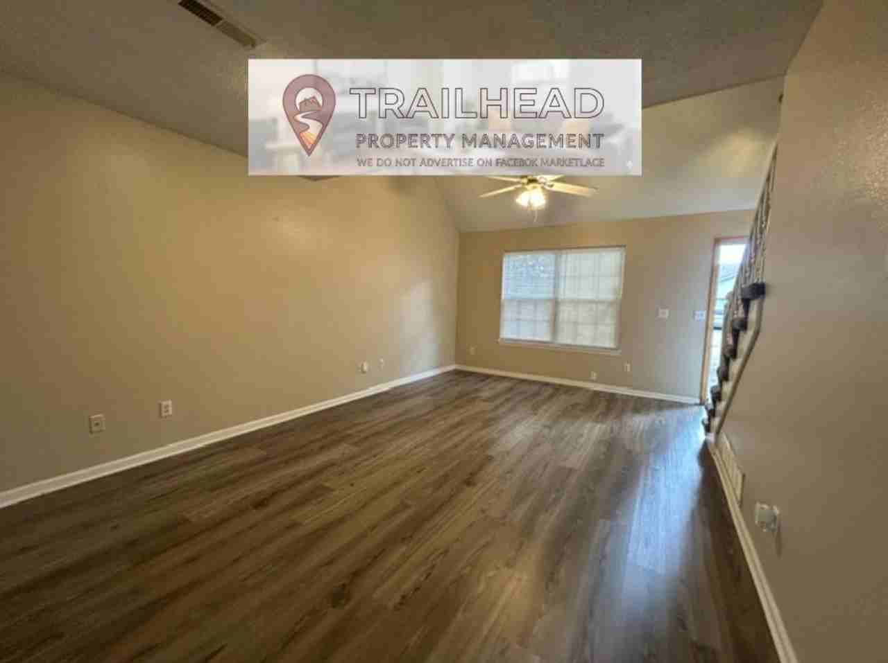 1108 Sw Ephraim Dr - Photo 4 of 19