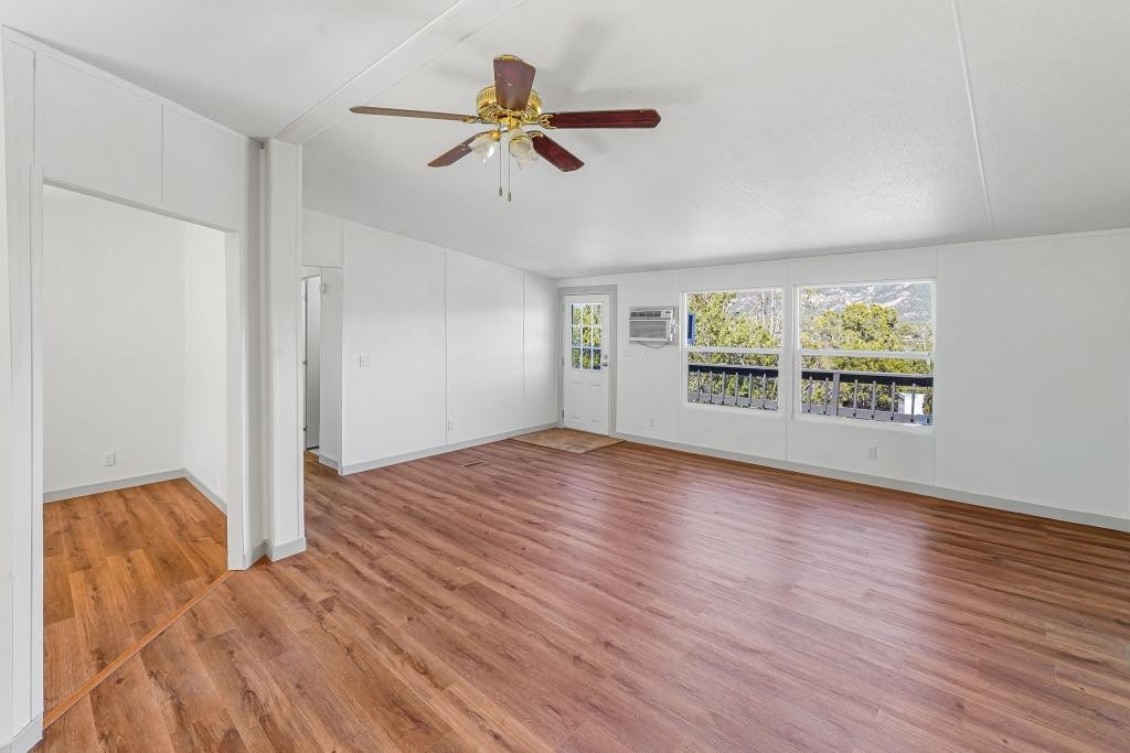 254 Deer Park - Photo 4 of 35