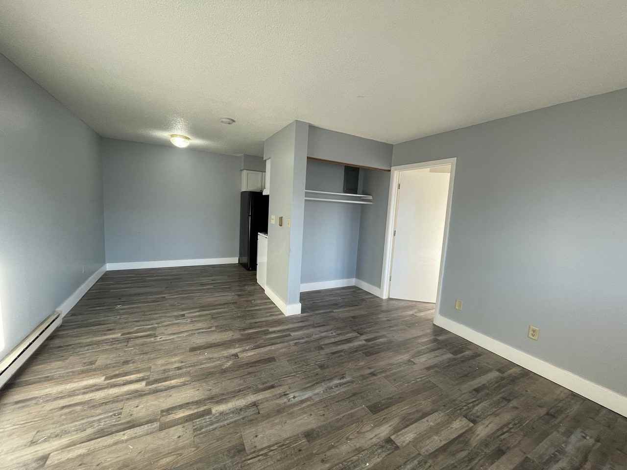 1307 7th Ave - Photo 4 of 12