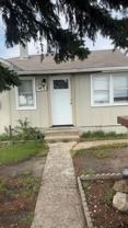 722 1/2 E Maple St - Photo 1 of 1