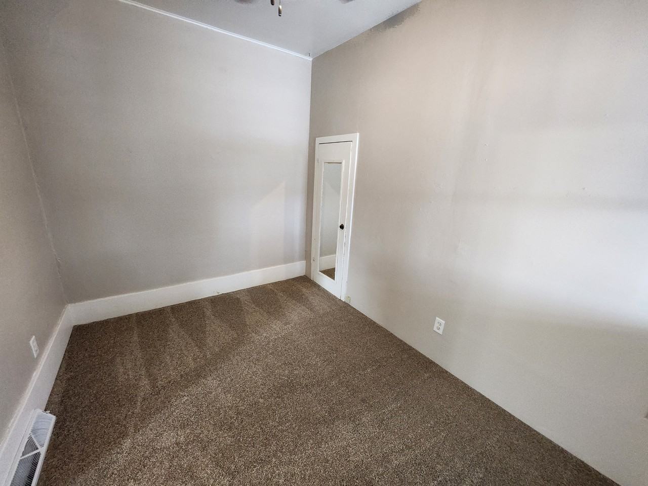 1117 N Colorado Ave #2 - Photo 5 of 10