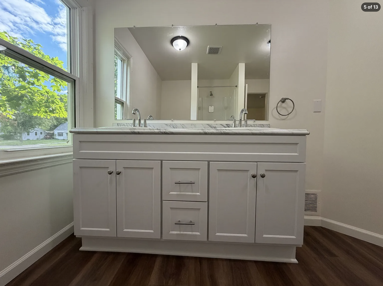 2325 Winona St - Photo 3 of 13