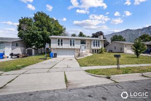 844 En - Photo 1 of 1