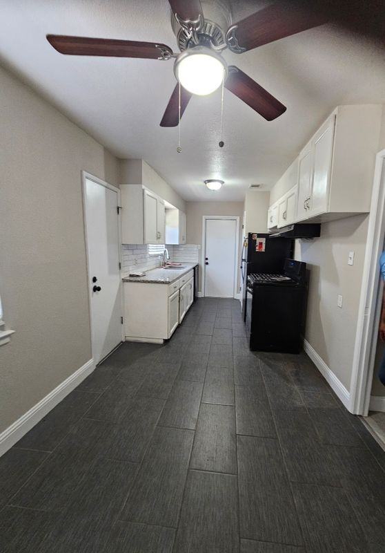505 Shaw Ave - Photo 2 of 6