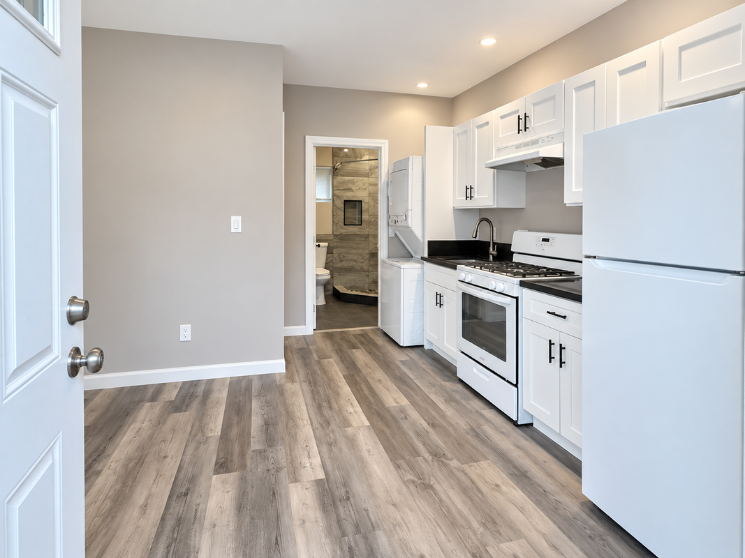 6463 Woodlake Ave - Photo 3 of 11