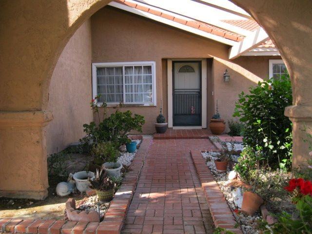 3673 Citronella St