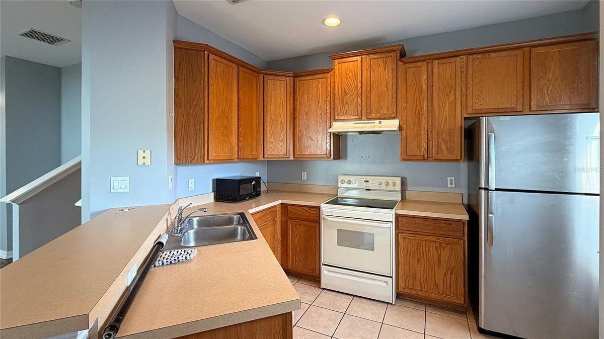 2320 Bexley Pl - Photo 6 of 26
