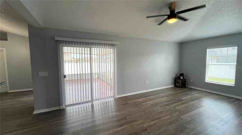 485 Martigues Dr - Photo 3 of 5
