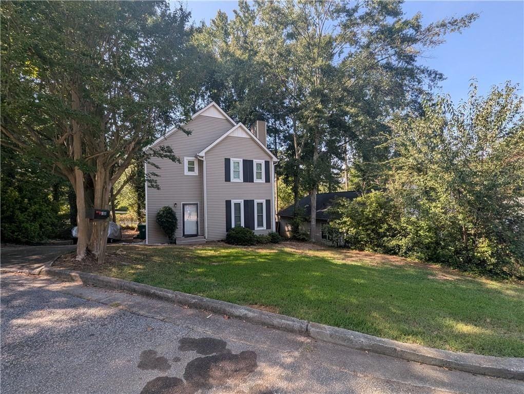 1611 Creek Pond Cv - Photo 2 of 27