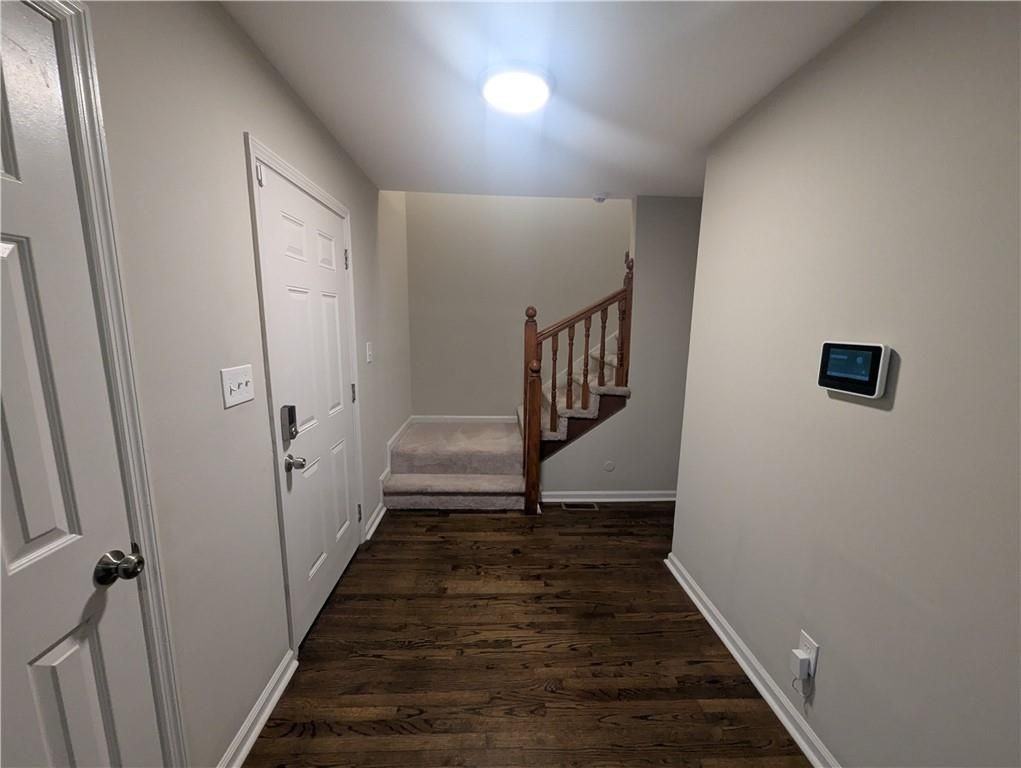 1611 Creek Pond Cv - Photo 6 of 27