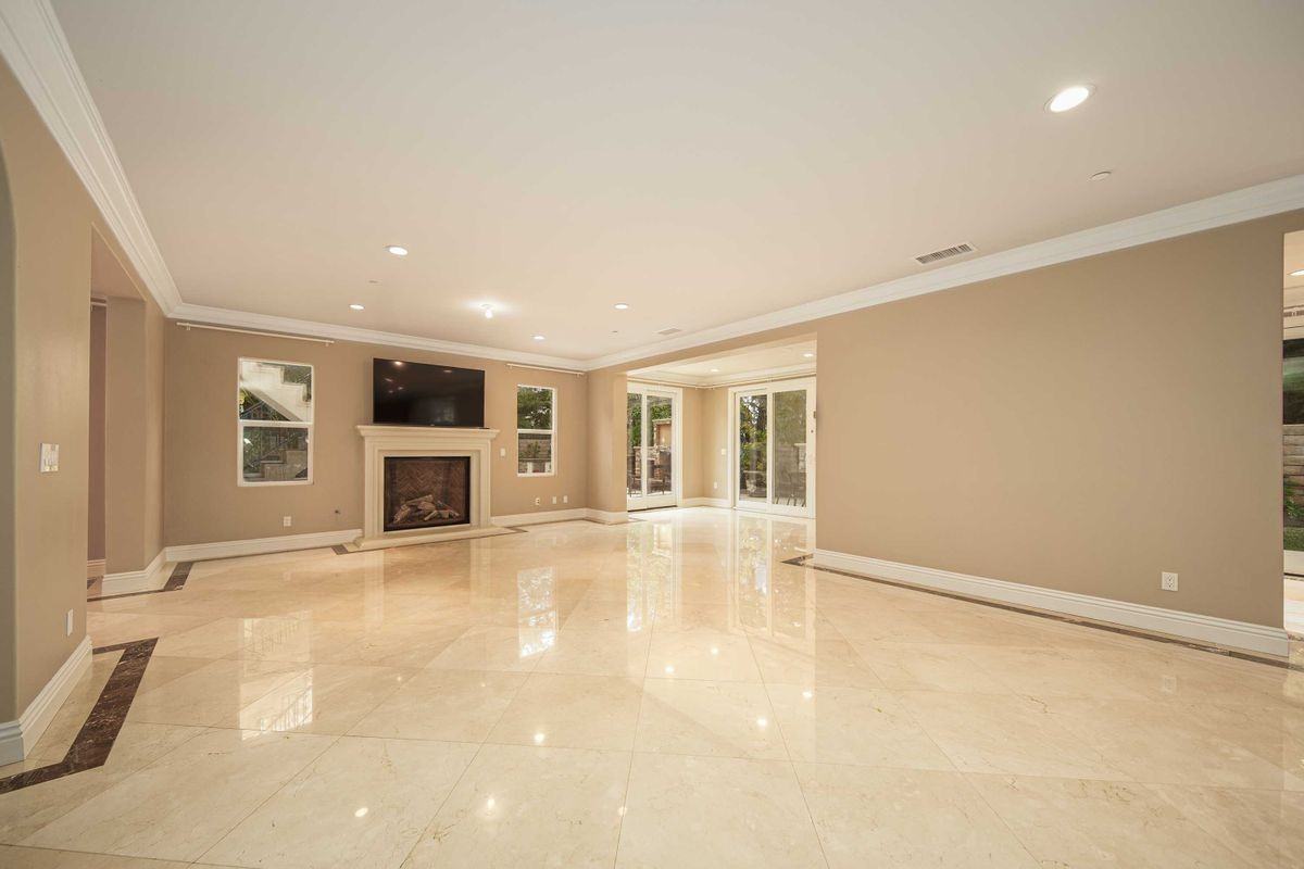 51 Cunningham - Photo 4 of 20