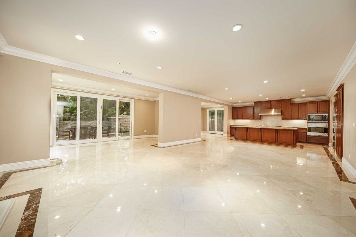 51 Cunningham - Photo 7 of 20