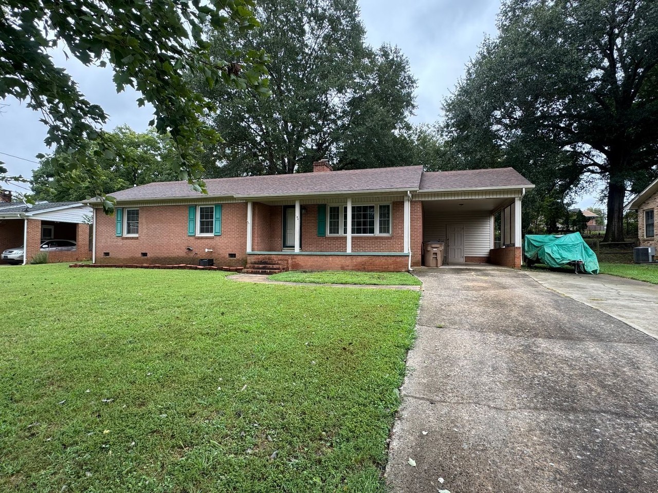 104 Kenwood Dr