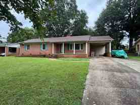 104 Kenwood Dr - Photo 1 of 1