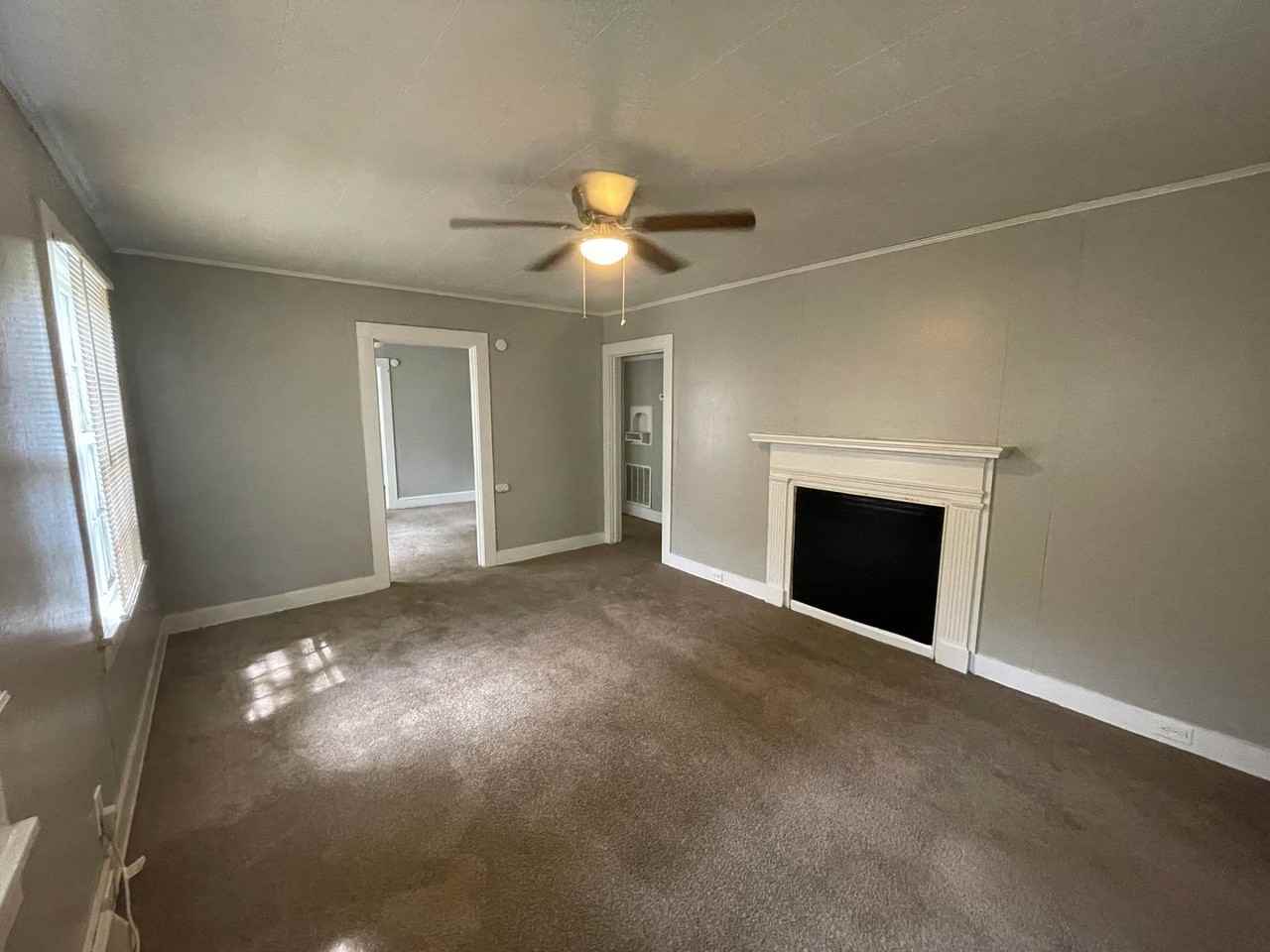 1021 Ridge Ave - Photo 3 of 9