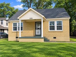 featured image of 2326 Lowell Ave