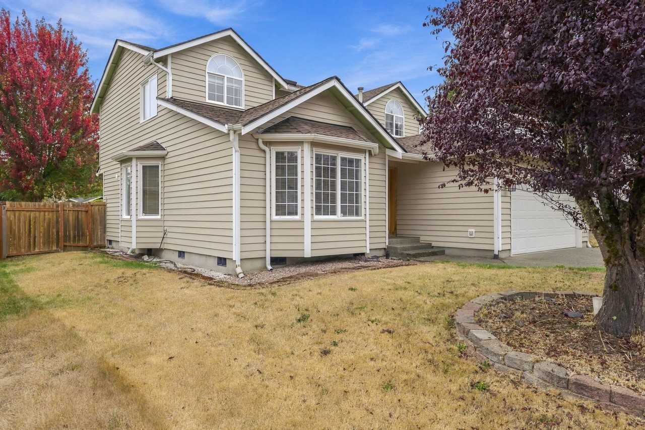 6748 3rd Way Se - Photo 2 of 39
