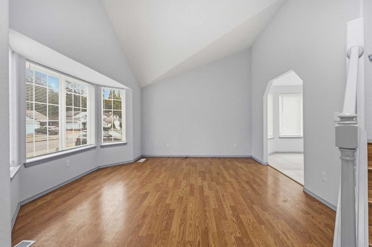 6748 3rd Way Se - Photo 6 of 39