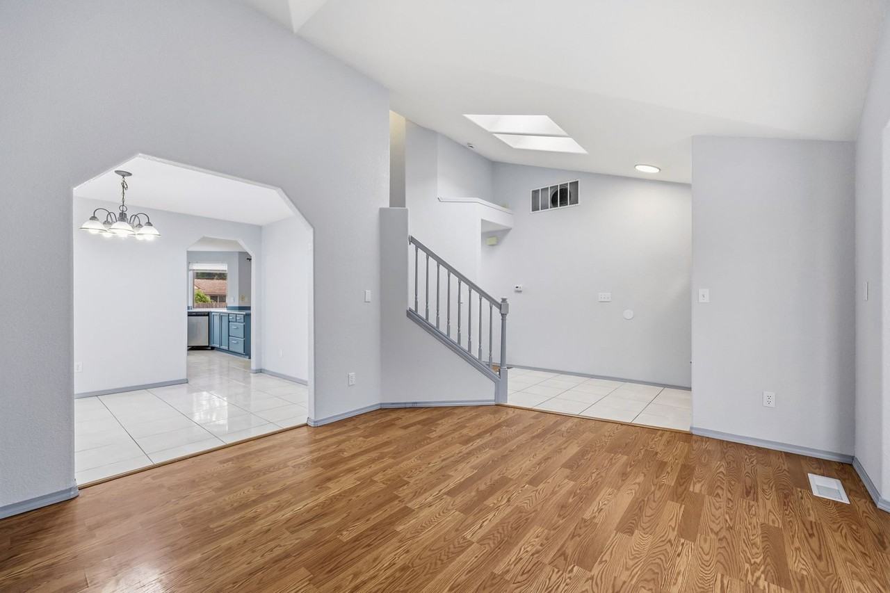6748 3rd Way Se - Photo 7 of 39