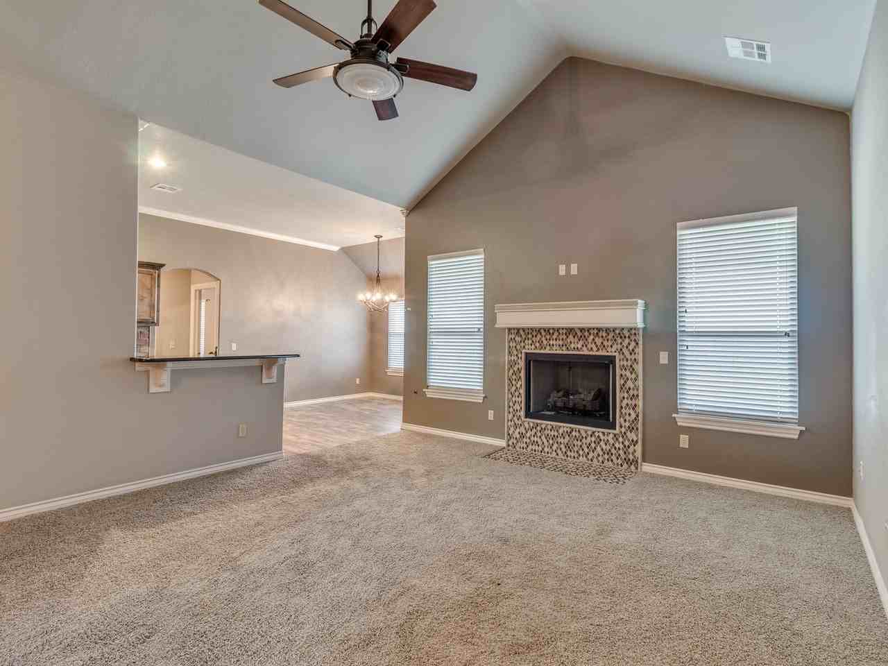 3813 Normandy Rd - Photo 2 of 44