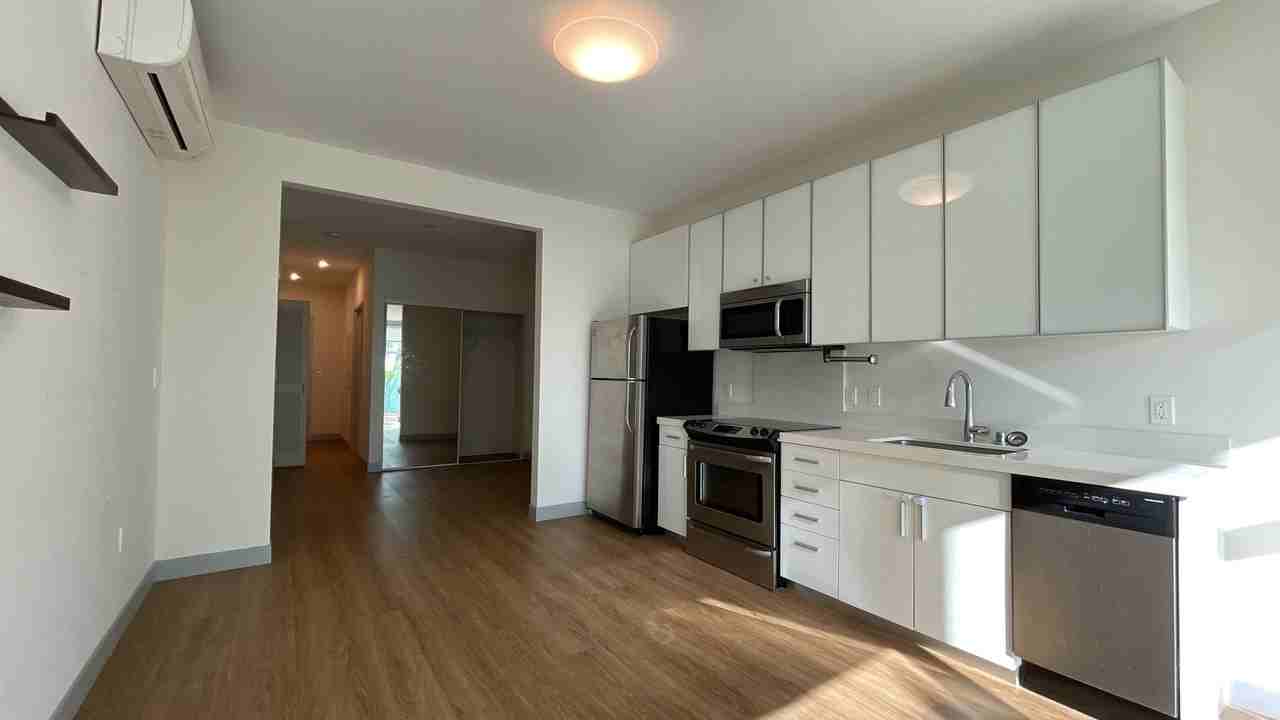 610 Ala Moana Blvd Apt M213 - Photo 2 of 18