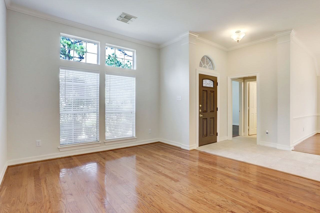 3510 Creekstone Dr - Photo 5 of 18