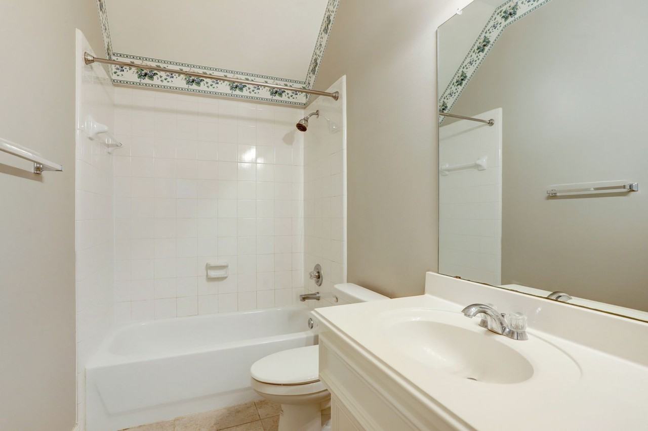3510 Creekstone Dr - Photo 7 of 18