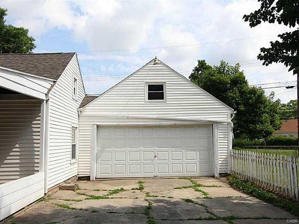 25 Wolf Ave - Photo 6 of 17