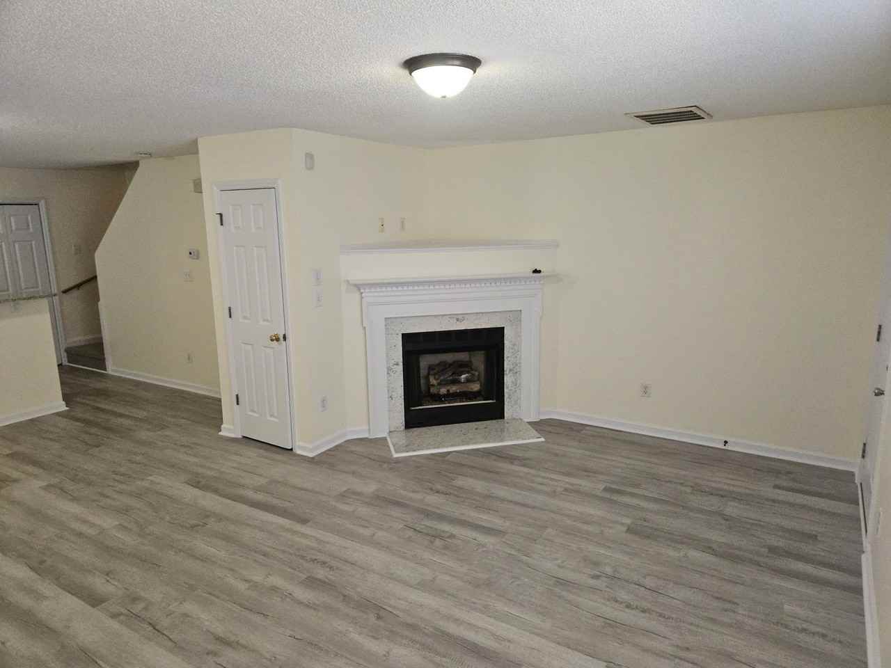 2225 Violet Bluff Ct - Photo 3 of 13