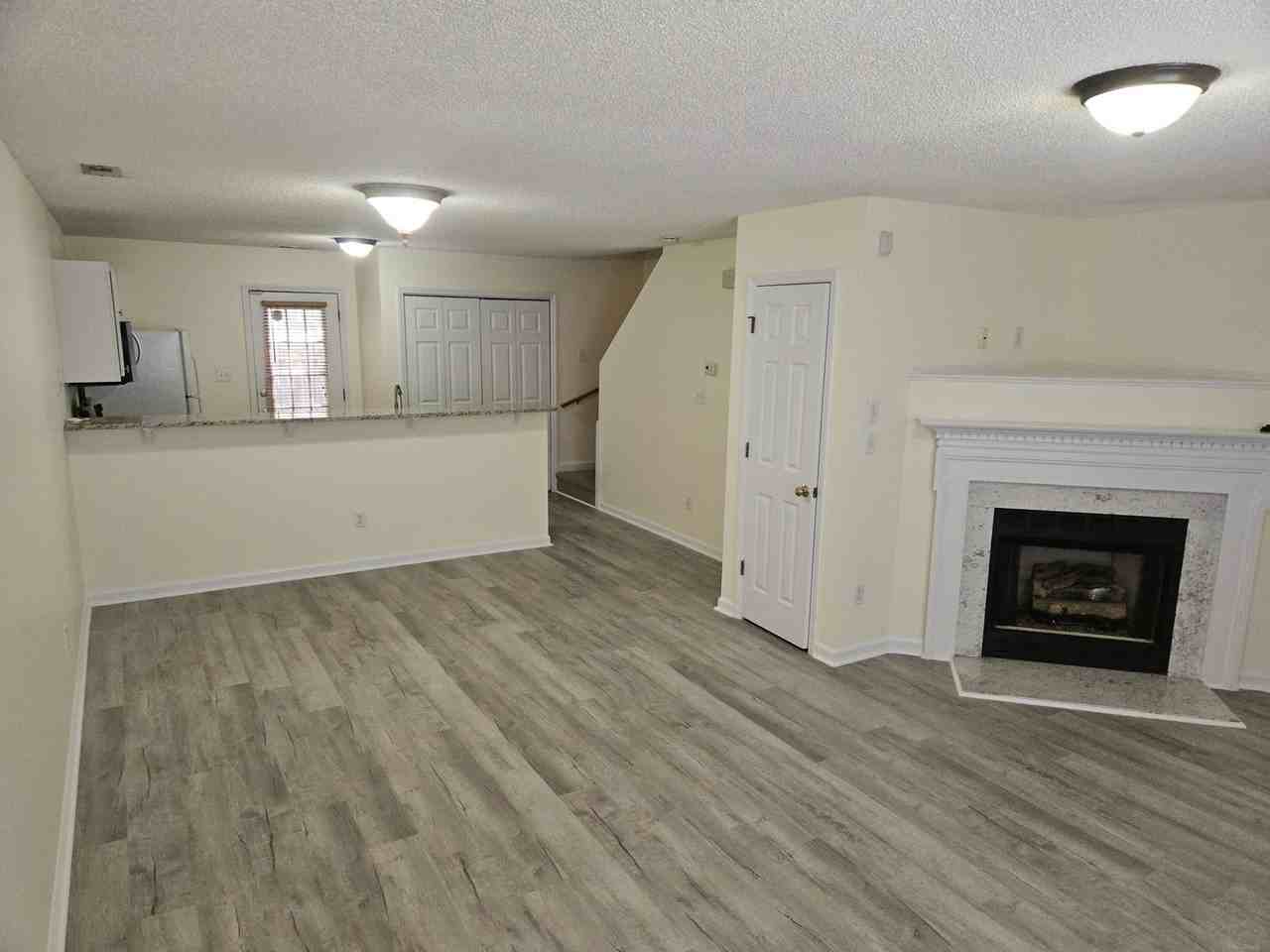 2225 Violet Bluff Ct - Photo 4 of 13