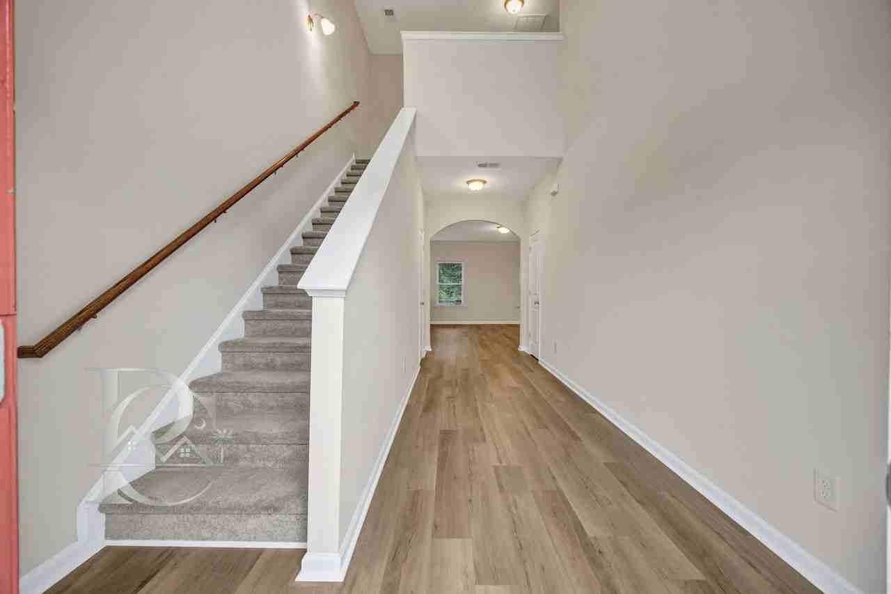 17 Heatherlaurel Ct - Photo 2 of 36