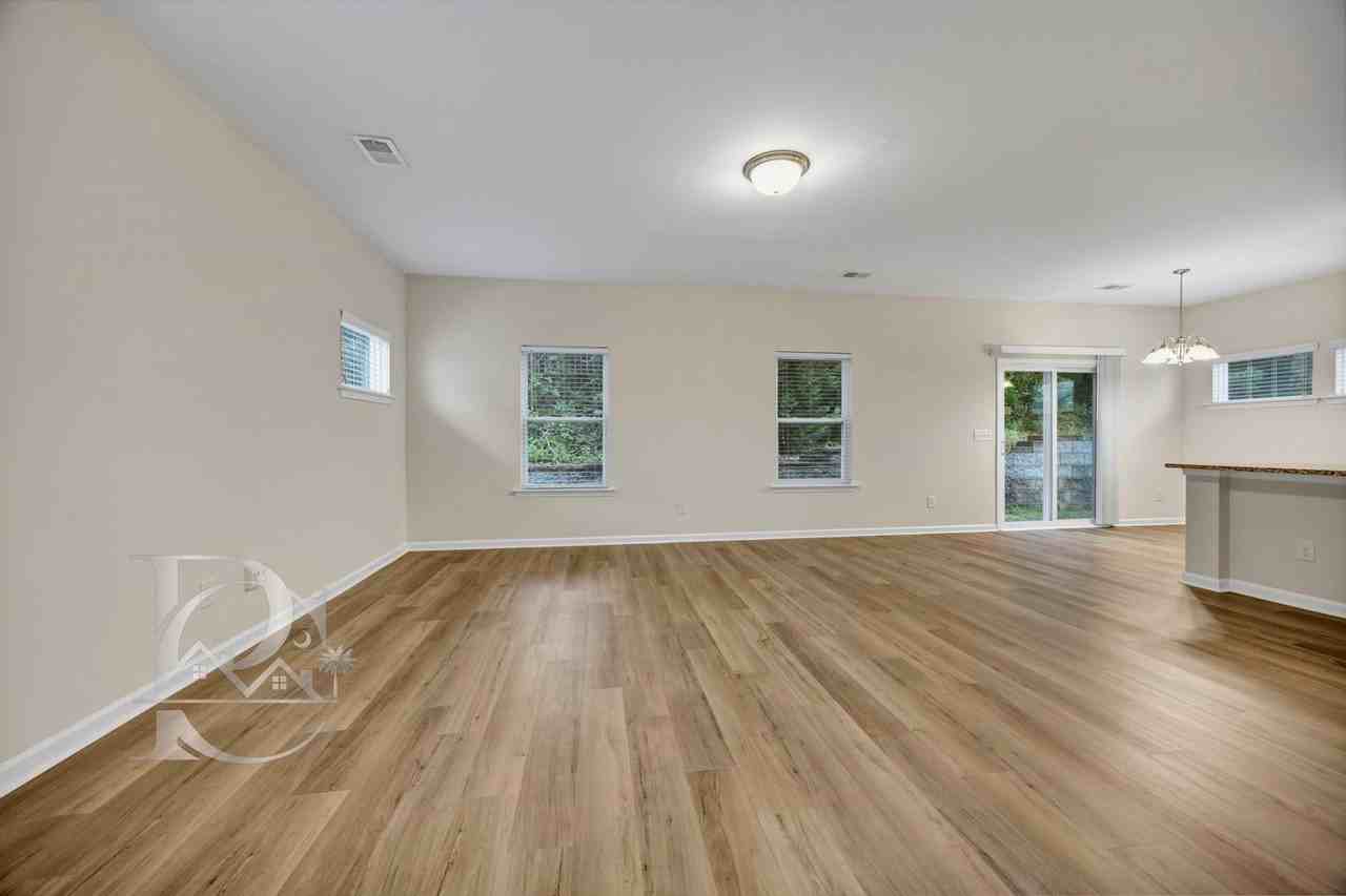 17 Heatherlaurel Ct - Photo 4 of 36