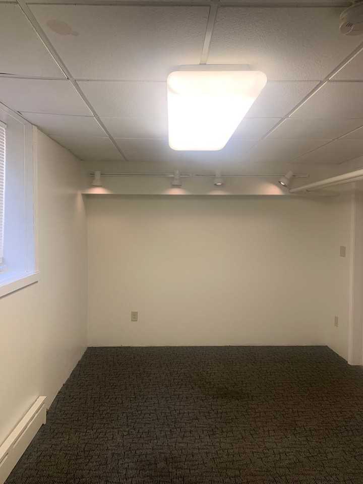 807 Snelling Ave N - Photo 3 of 20