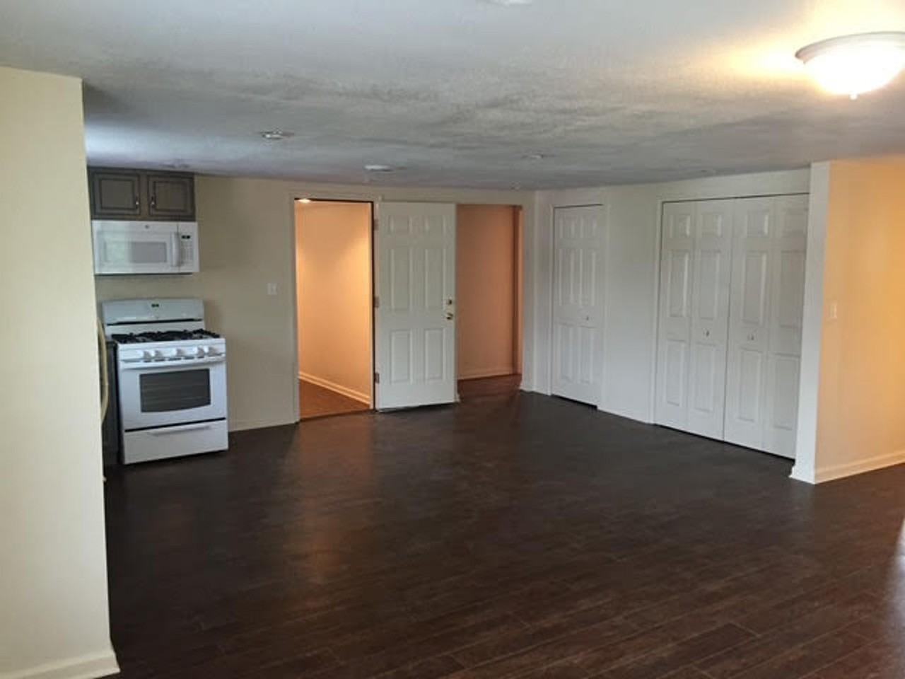 7419 Lawrence St - Photo 3 of 15
