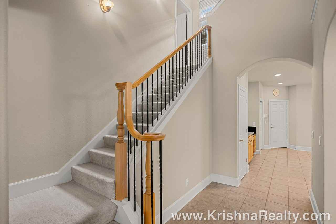 12834 Nw Alsace Ln - Photo 3 of 28