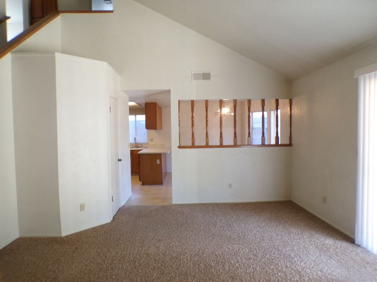 1309 Cape Cod Dr - Photo 2 of 11