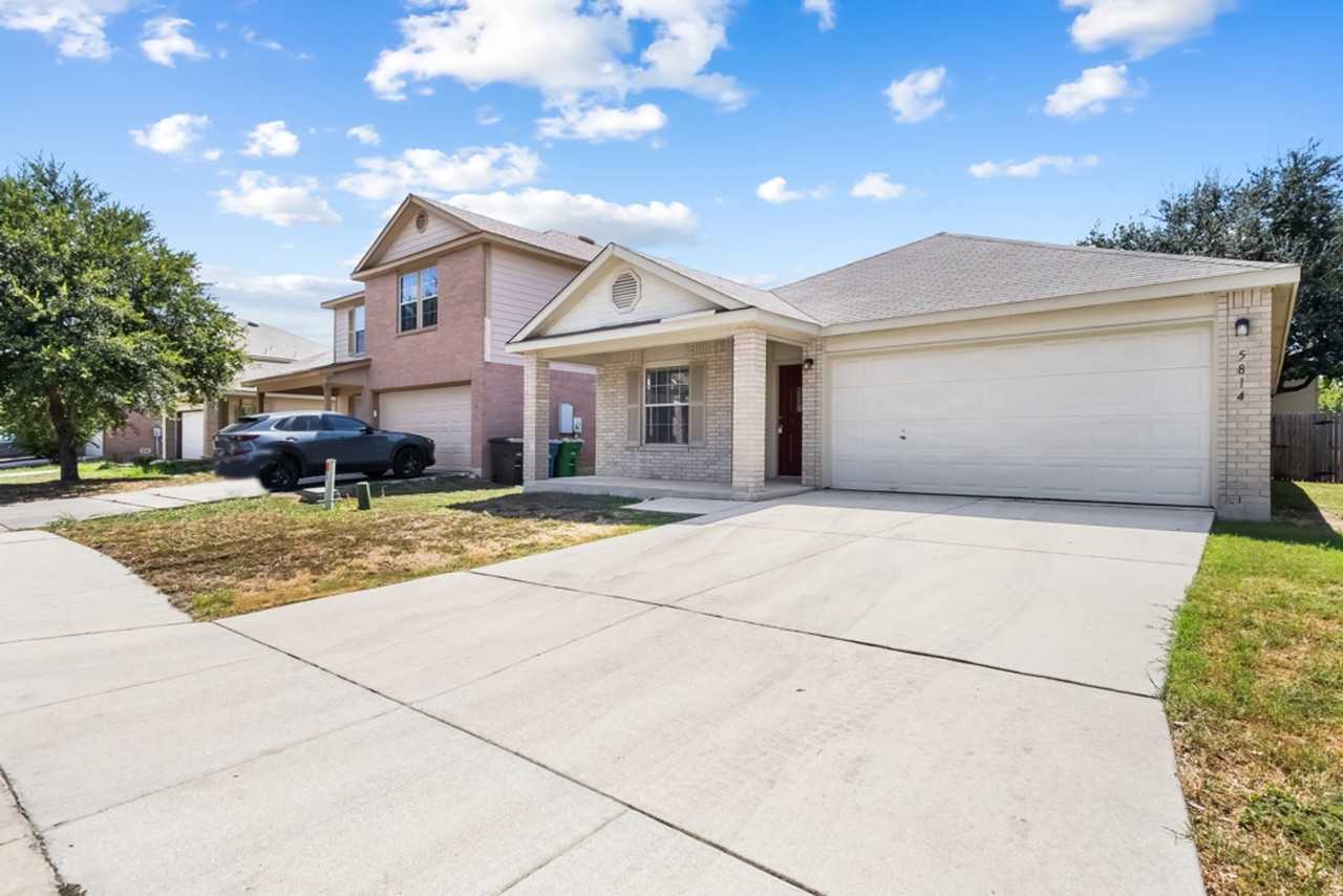 5814 Armstrong Wl - Photo 2 of 25
