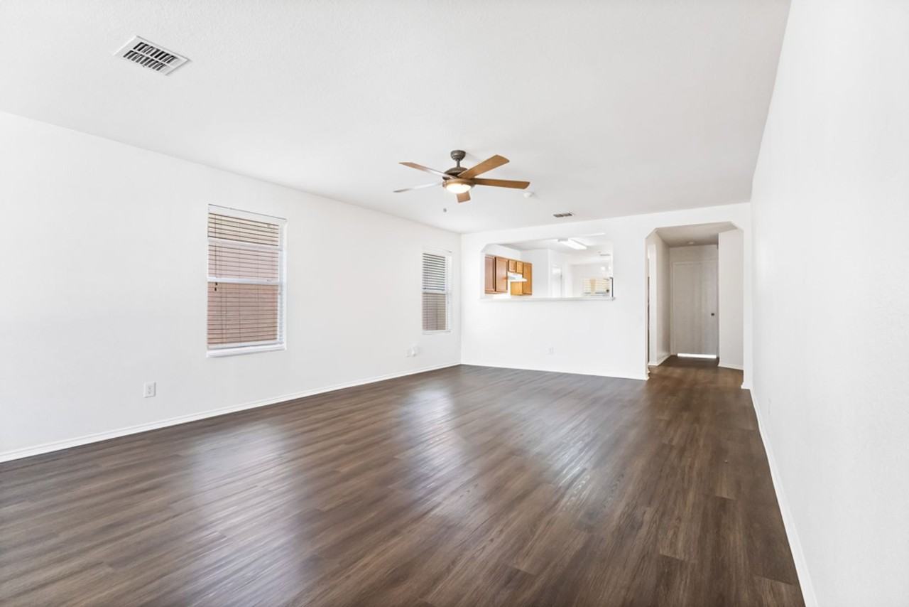 5814 Armstrong Wl - Photo 5 of 25