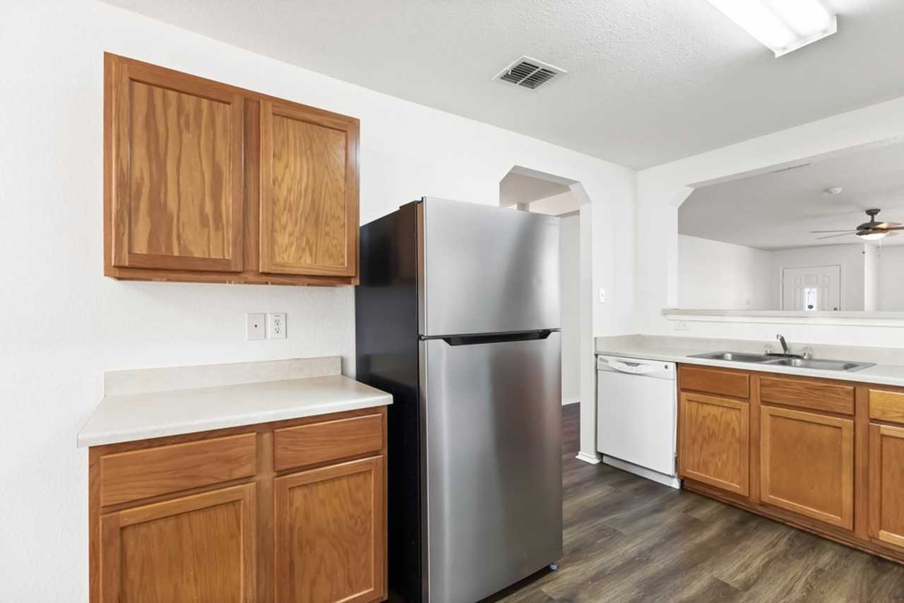 5814 Armstrong Wl - Photo 7 of 25