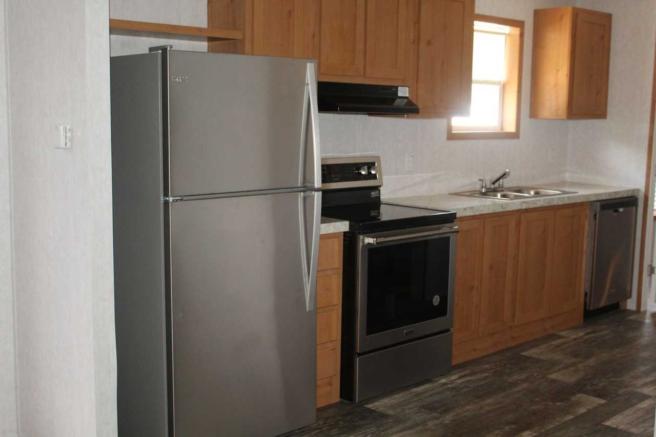 450 Ridge Rd - Photo 6 of 10