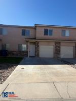 featured image of 790 N 2720 E #44