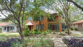 1743 W Summit Ave - Photo 1 of 1