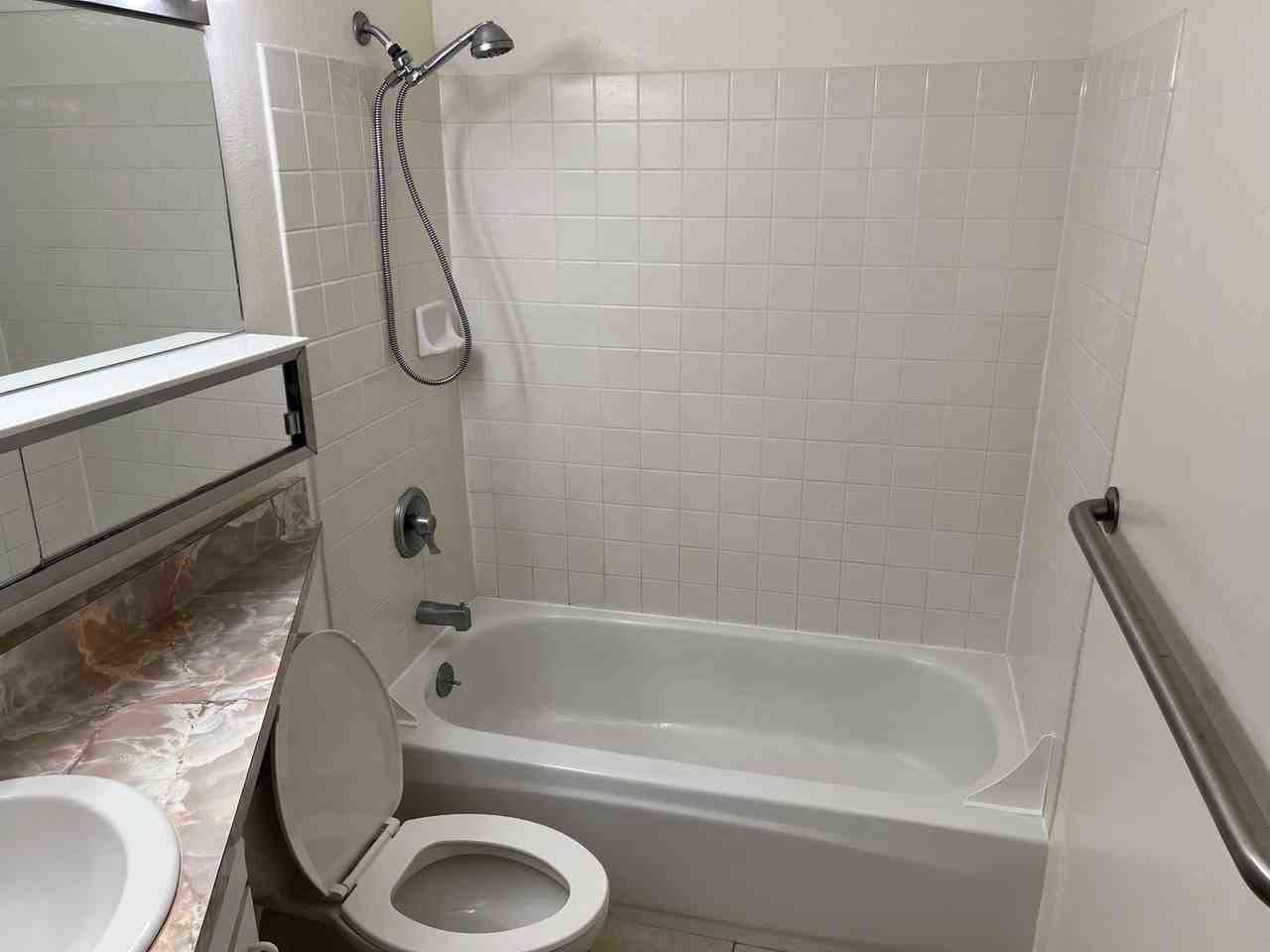2860 Waialae Ave #118 - Photo 4 of 6