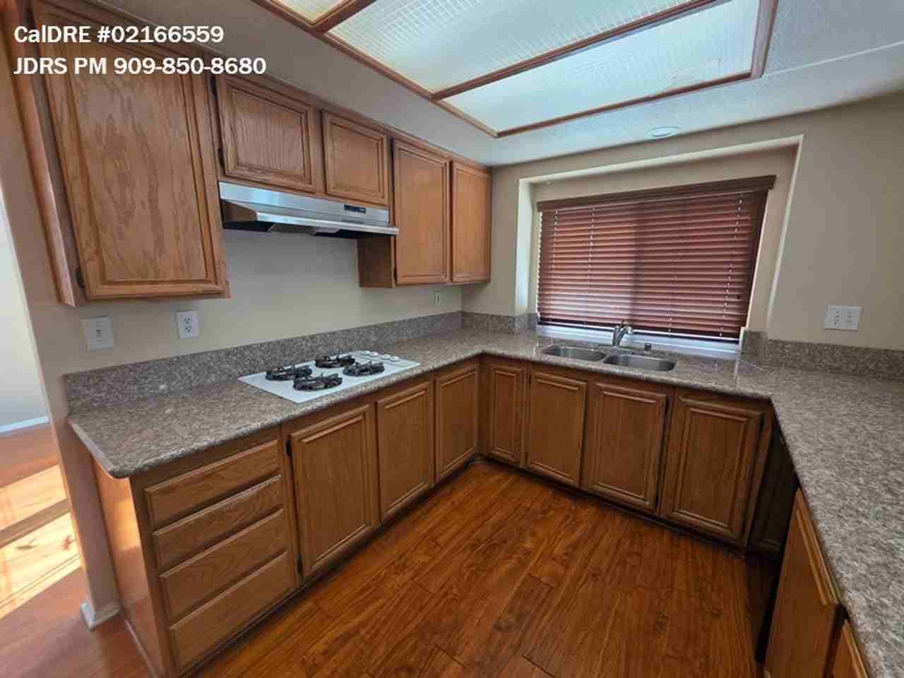 11271 Clemson Dr - Photo 3 of 15