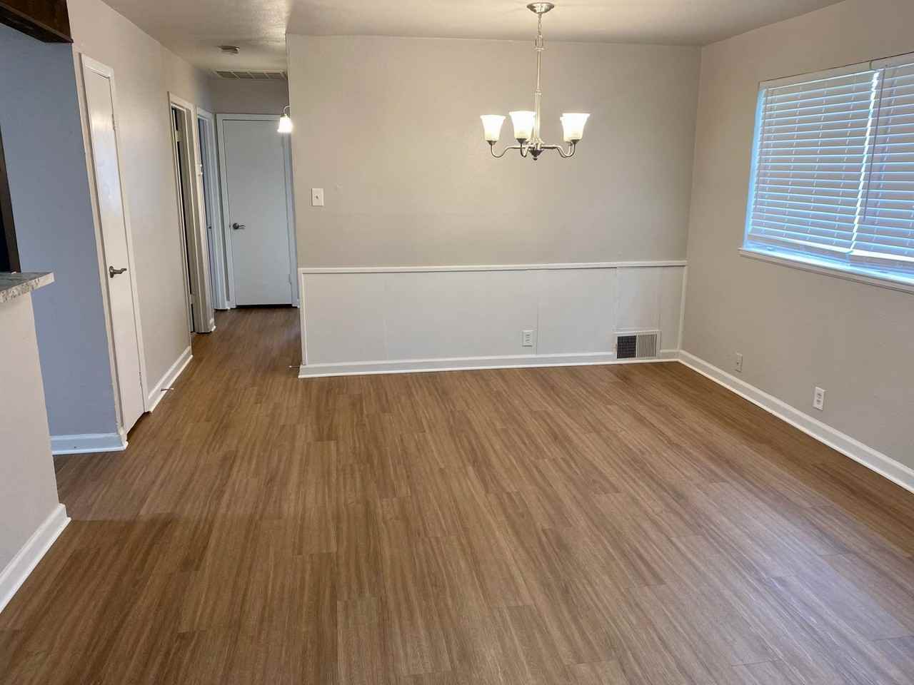 712 Sw Southridge Dr - Photo 2 of 14