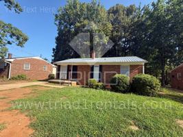 featured image of 702 W Fairfield Rd